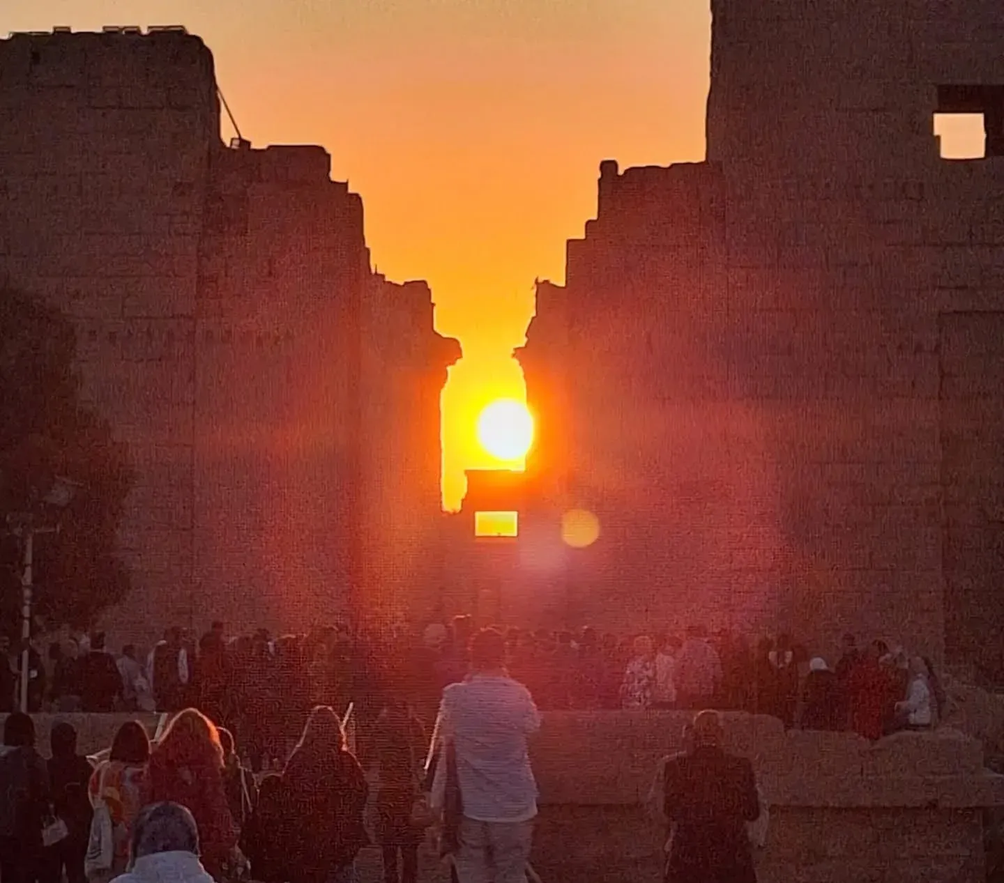 Valise, santé et argent : bien préparer son voyage en Égypte